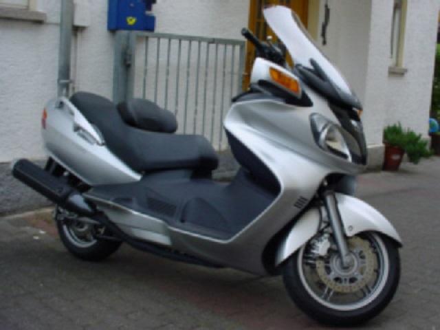 burgman650-01 fw